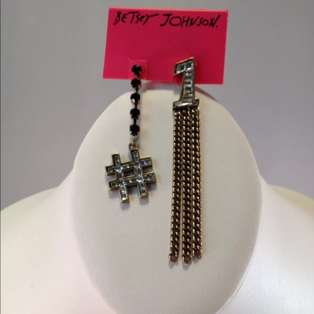 Betsey Johnson Number One Mismatch Drop Earrings